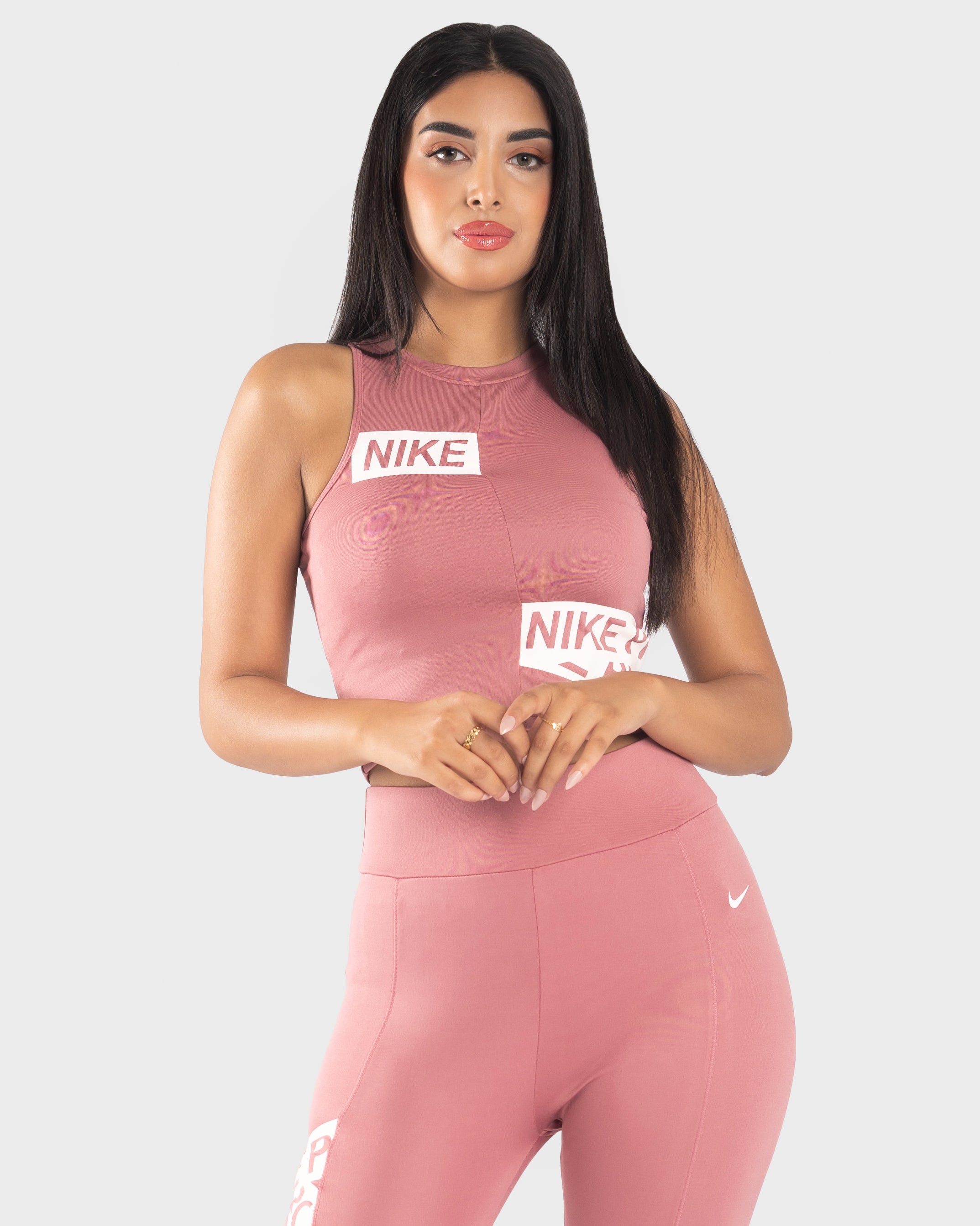 PRO-STYLE SPORT CROP TOP